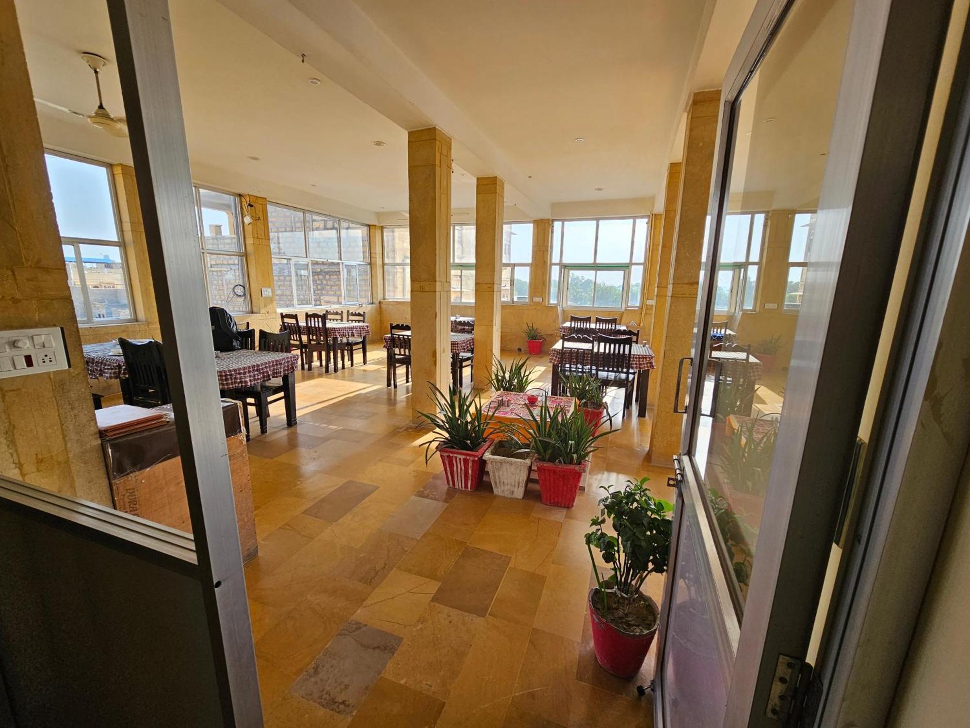 Hotel Royal Haveli Jaisalmer Ngoại thất bức ảnh