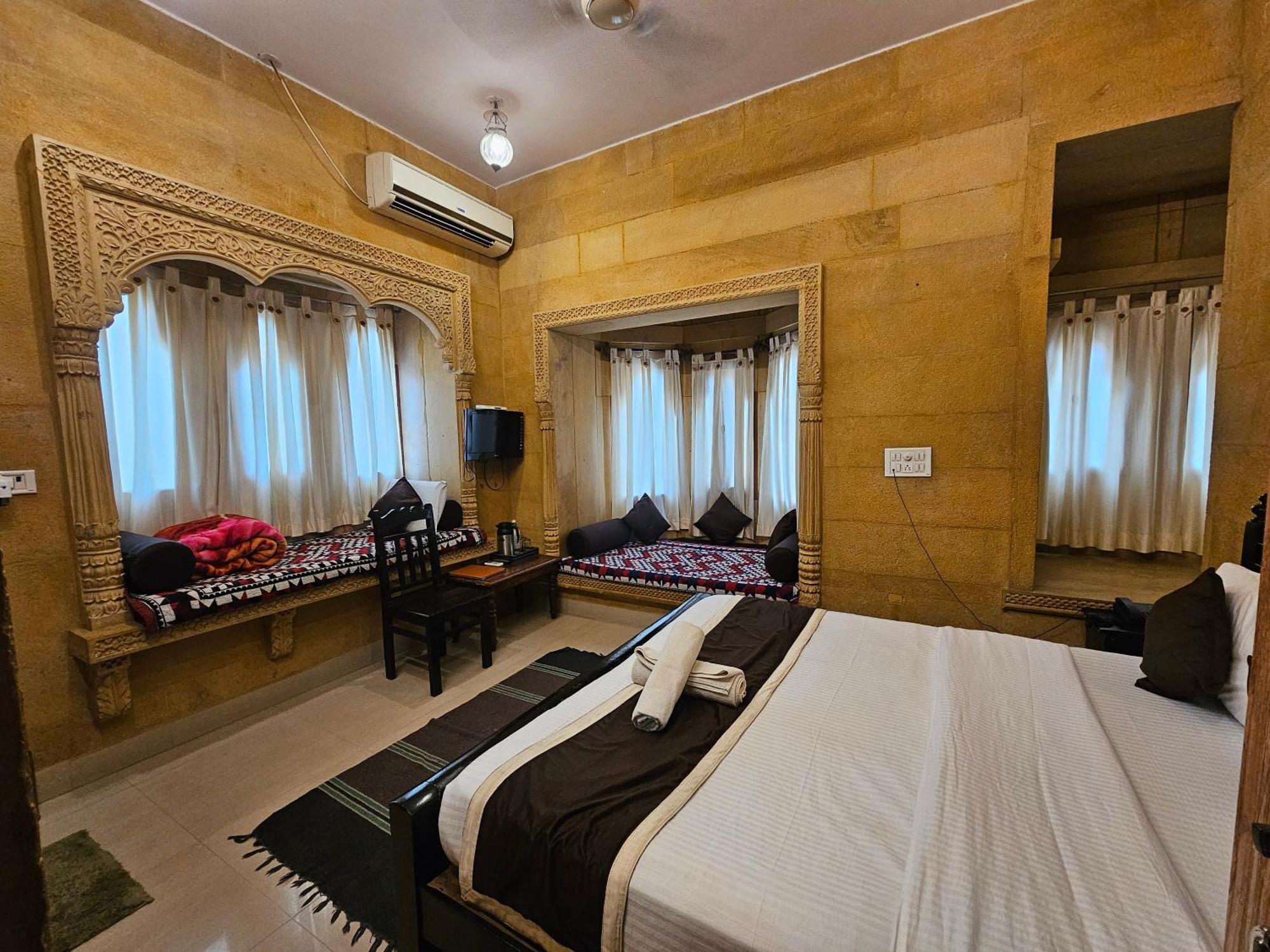 Hotel Royal Haveli Jaisalmer Ngoại thất bức ảnh
